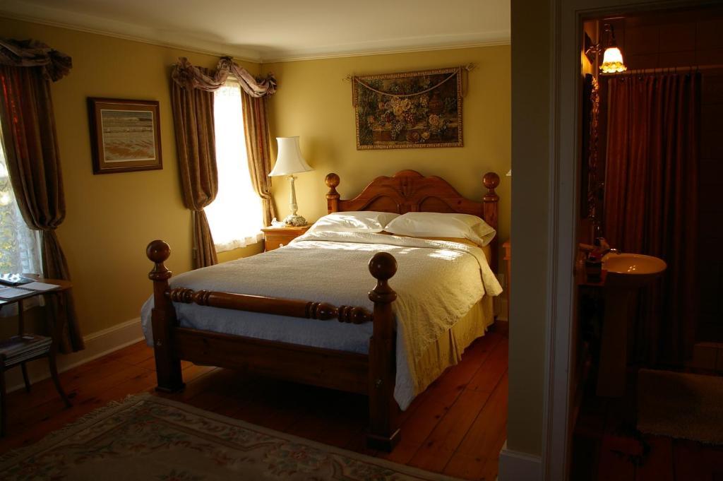 Royal Manor Bed & Breakfast Niagara-on-the-Lake Szoba fotó